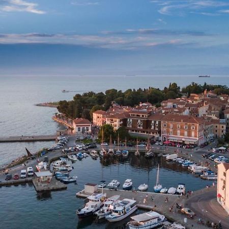 Apartma Sunny Appartement Izola Buitenkant foto