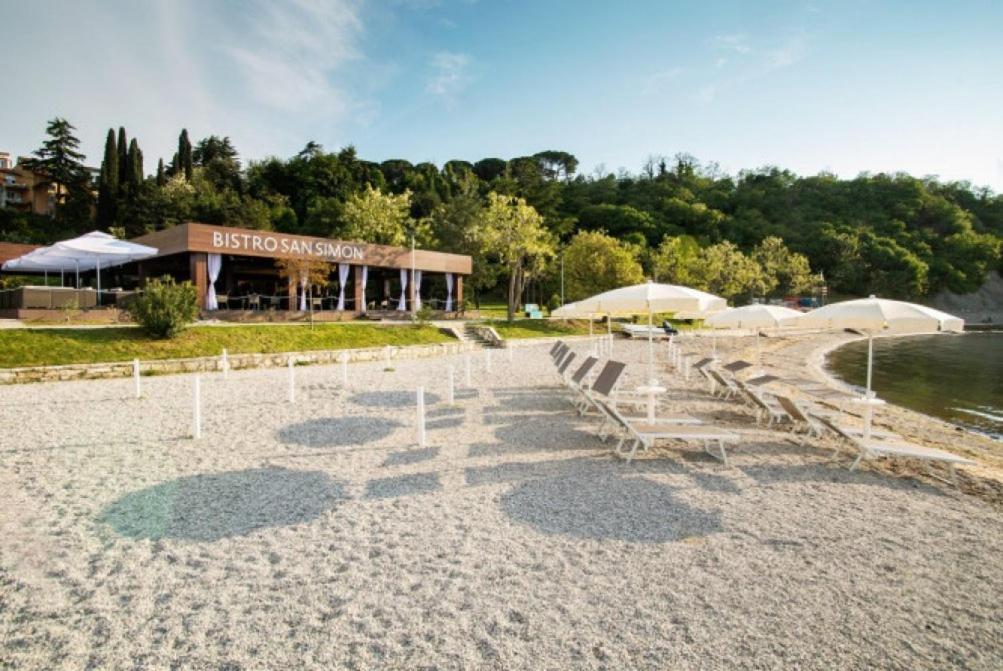 Apartma Sunny Appartement Izola Buitenkant foto